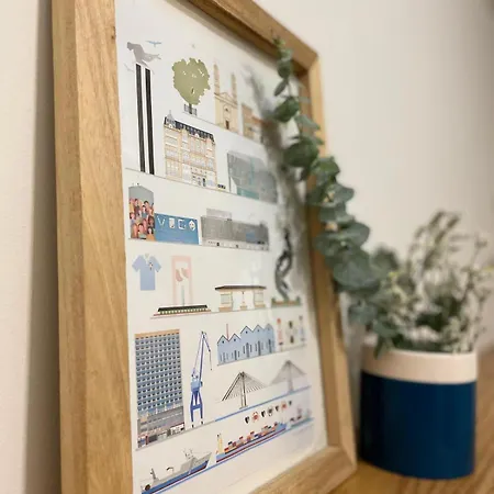 Atlantic-style In The Center * Vigo