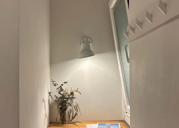 Atlantic-style In The Center * Vigo